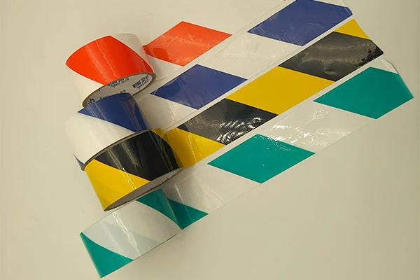 Taśma ostrzegawcza: istotna ochrona wizualna dla bezpieczeństwa publicznego i pracowników